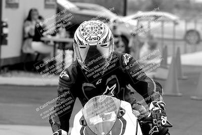 media/Mar-20-2023-Moto Forza (Mon) [[d0bbc59e78]]/Around the Pits/